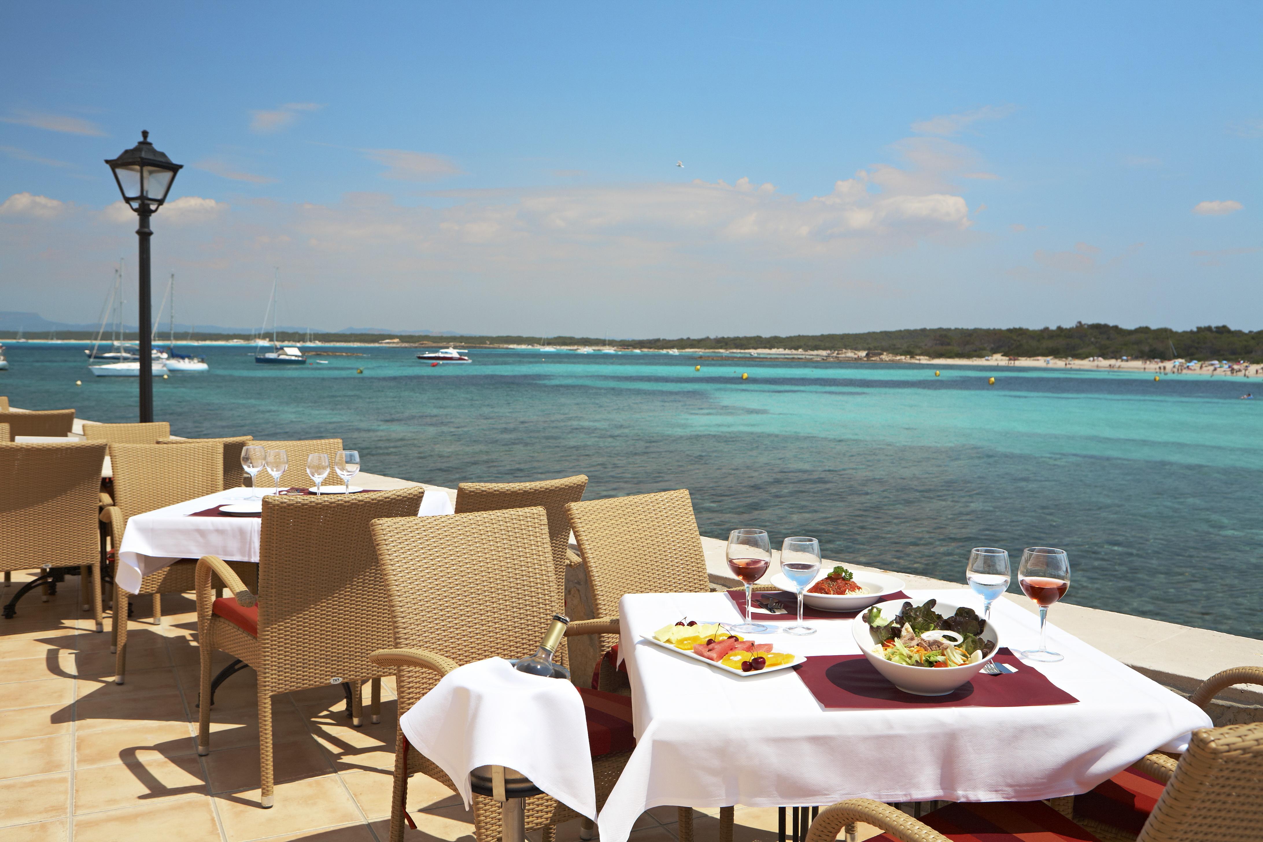 Universal Hotel Marques Colonia de Sant Jordi Buitenkant foto